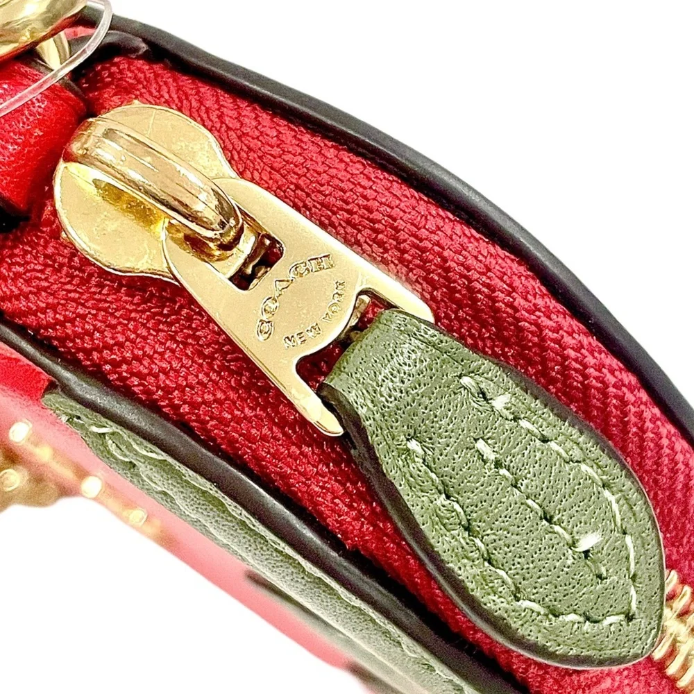 COACH Small Strawberry Coin Case NWT in Original Packaging - Picture 7 of 13